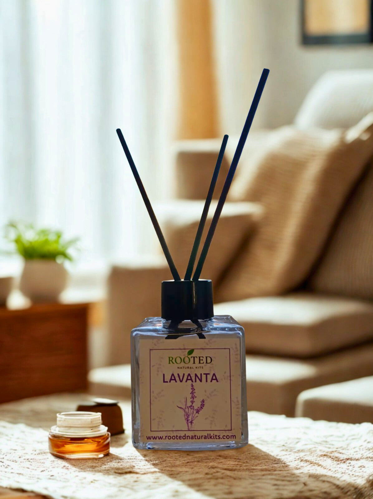 Doğal Lavanta Aromalı Oda Kokusu 50cc Cam Şişe + 4 Bambu Çubuk | Rooted Natural Kits